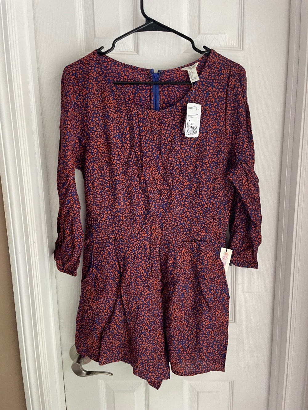 New with tags! Forever 21 Funky Print 3/4 Sleeve Romper with Pockets - Large